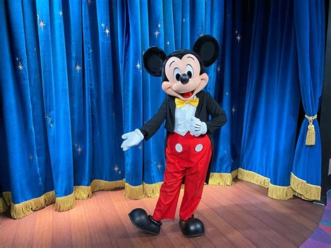 New Mickey Mouse Meet & Greet Location At Epcot! | Chip and Company in 2023 | Mickey mouse ...