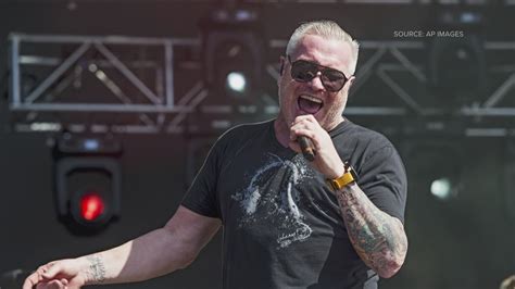 Former Smash Mouth singer Steve Harwell dies at 56 in his Boise home | ktvb.com