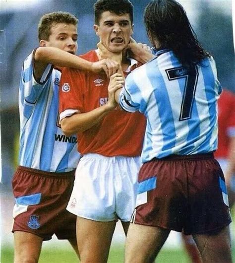 Roy Keane | Roy keane, Football fight, Manchester united soccer