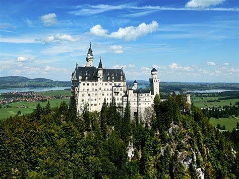 Neuschwanstein Castle - Füssen | Fred. Holidays