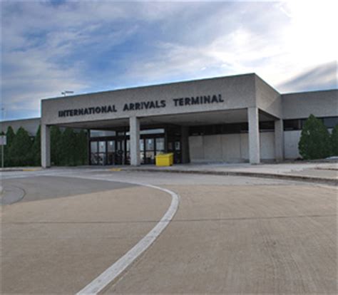 Mitchell Airport :: International Arrivals Terminal