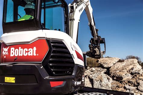 Bobcat unveils R-Series E32 and E35 compact excavators