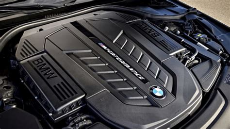 BMW will keep its V12 engine around for the 7 Series through 2023 ...