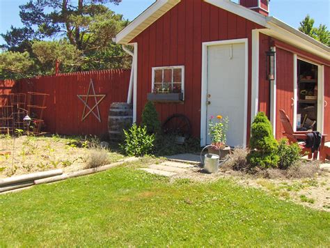 My red garden shed... Red Cottage, Sheds, Cottages, Gardens, Repair, Outdoor Structures, Shed ...