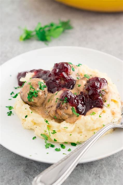 Swedish Meatballs with Lingonberry Jam - Delicious Meets Healthy