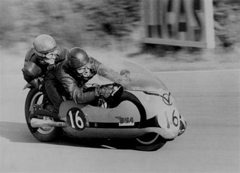 BSA Sidecar Racing - (SILODROME)