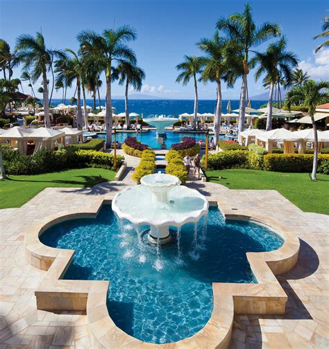 Four Seasons Maui: a classical Hawaiian palace resort