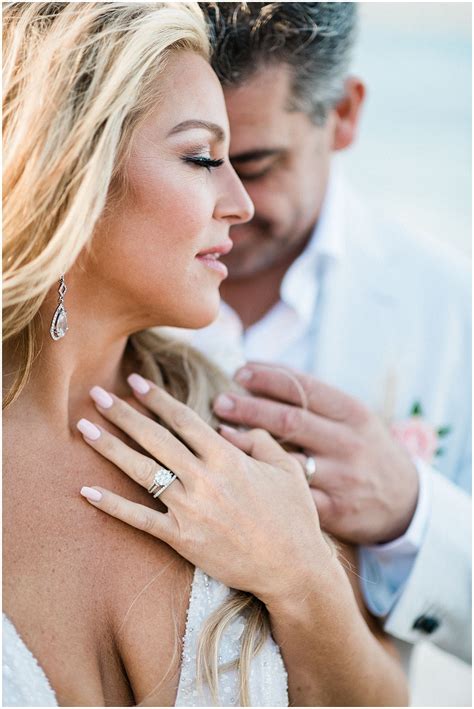 Wedding on the beach in Saint-Tropez - By Christophe Serrano