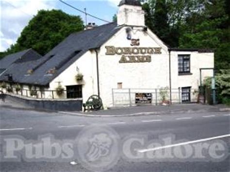 The Borough Arms in Dunmere (near Bodmin) : Pubs Galore