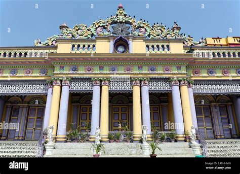 Jain Temple, Kolkata, West Bengal, India Stock Photo - Alamy