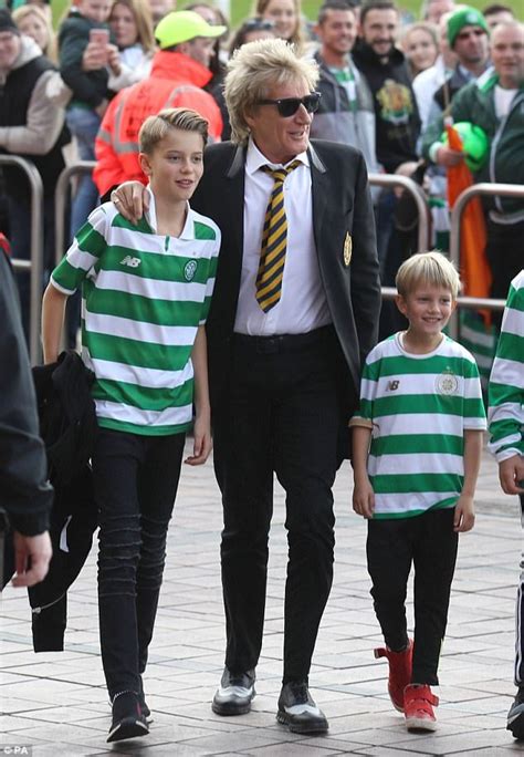 Rod Stewart takes his two youngest kids to a Celtic game in Scotland ...