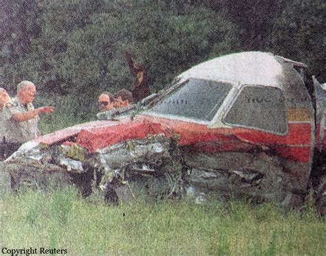 Crash of an Embraer EMB-120RT Brasília in Carrollton: 8 killed | Bureau ...