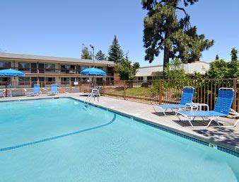 Bend OR Resorts, Hotels, & Motels | All Bend Hotels & Motels | Oregon hotels, Hotel motel, Hotel