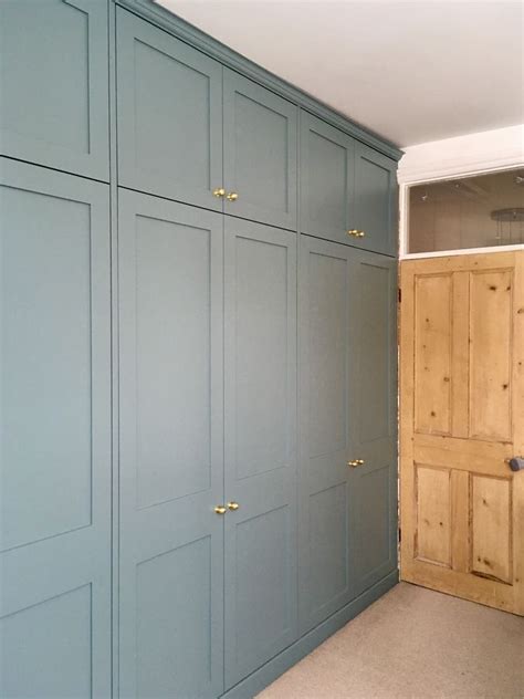 Built-in Wardrobe. Fitted wardrobe. Bespoke. Bedroom. Storage ...