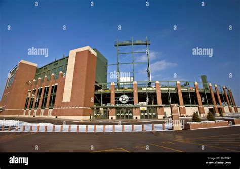 Green bay wisconsin lambeau field hi-res stock photography and images - Alamy