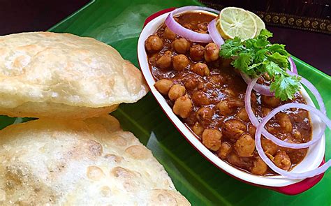 A Mouthful Of Tangy Temptation, Chole-Bhature Is Definitely One Of India’s Most Delectable Foods