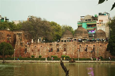 5 Things to do in Hauz Khas Village