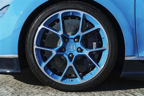 Bugatti Chiron wheels - Motor Trend en Español