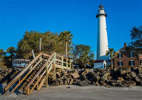 St. Simons Lighthouse Museum - Ocean Lodge Resort