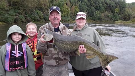 Kids at Tippy Dam - Fish Photos - Great Lakes Fisherman - Trout, Salmon & Walleye Fishing Forum ...