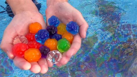 What's inside Giant Orbeez? - YouTube