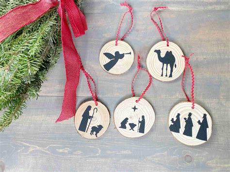 nativity ornaments - Seeing Dandy Blog