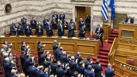 Greece passes 2023 budget, forecasts primary surplus | AP News