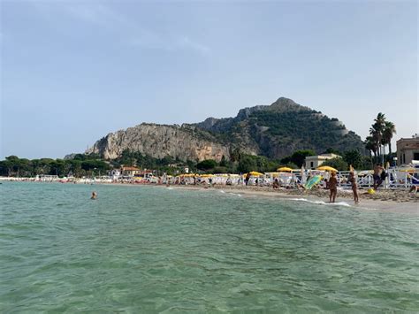 Things to Do in Mondello Beach When Traveling to Palermo, Sicily