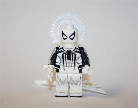 Spider-Man Anti-Venom with Spidey Sense PS5 Minifigure | minifigureoutlet