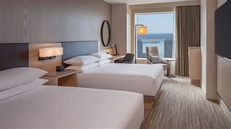 Downtown Seattle Hotel Rooms & Suites | Hyatt Regency Seattle