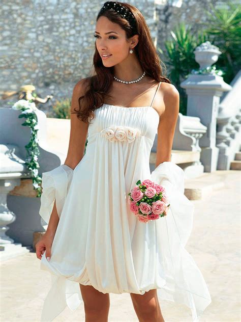 25 Short Beach Wedding Dresses