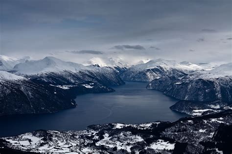 Skiing in Stranda, Norway. Photo © Lars Lindwall Land Of Midnight Sun, Stranda, Gobo, Paiting ...