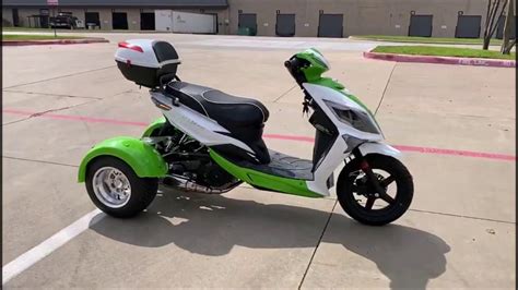 Icebear 50cc Mojo Magic Trike @MEGAMOTORMADNESS.COM - YouTube