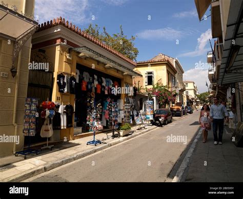 Shopping athens plaka hi-res stock photography and images - Alamy