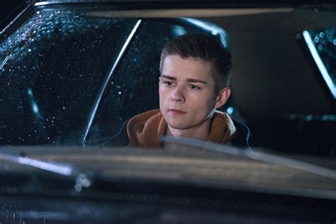 Who Is Young Dean On 'Supernatural'? Dylan Everett Has Quite A Bit In ...