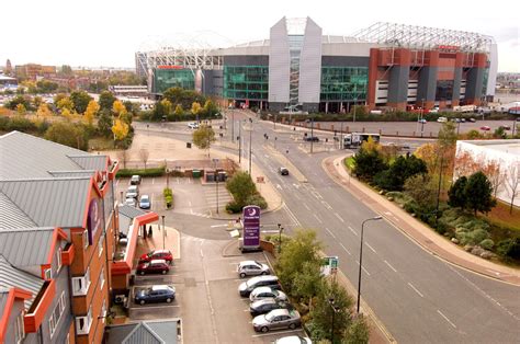 Premier Inn Manchester Old Trafford Hotel - Hotels in Manchester M17 ...