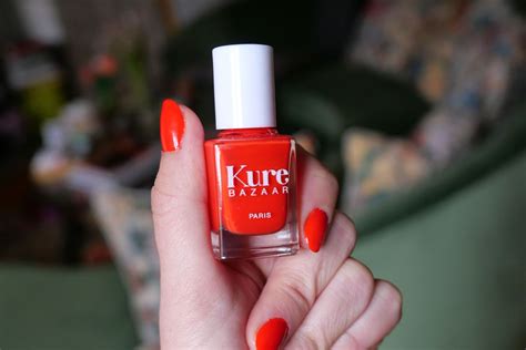 Top 123+ essie red nail polish swatches - songngunhatanh.edu.vn