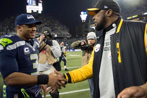 Pittsburgh Steelers Coach Mike Tomlin Expects QB Russell Wilson to Play ...