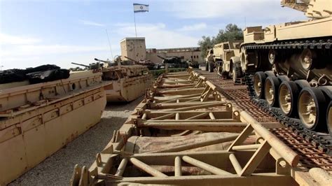 Floating Rolls Bridge used by the IDF to cross the Suez canal during ...