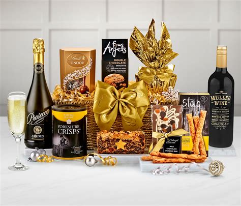 Christmas Luxury Hamper With Sparkling Prosecco & Mulled Wine - Regency ...