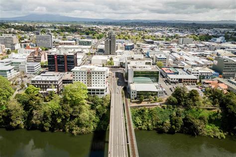 The Ultimate Guide to Moving to Hamilton, New Zealand (2023)