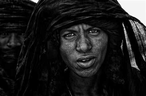 Peul Tribe People At The Gerewol Festival - Niger Photograph by Joxe ...