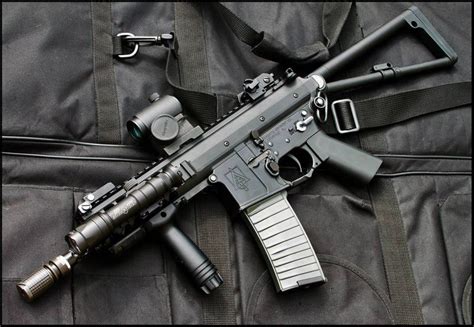 Knight's Armament Company PDW (Personal Defense Weapon): Photos ...