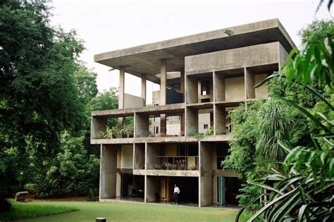 shodan house - Cerca con Google | Concrete architecture, Le corbusier, Architecture