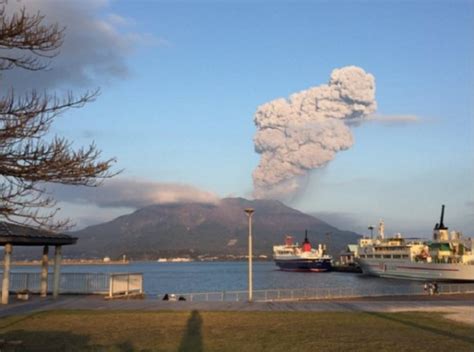 Sakurajima volcano eruption on April 2, 2016 pictures - Strange Sounds