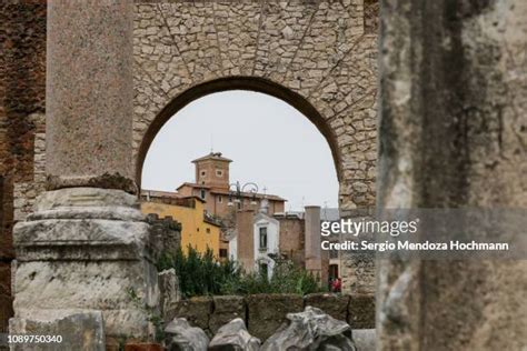 Pontifical University Of Saint Thomas Aquinas Photos and Premium High Res Pictures - Getty Images