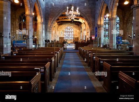 St marys church interior hi-res stock photography and images - Alamy