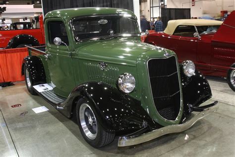 This Amazing 1935 Ford Pickup Was Unseen For 40 Years