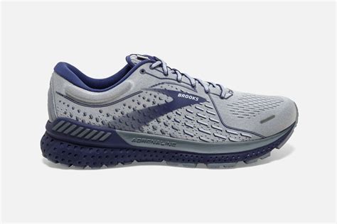 9 Best Running Shoes for High Arches in 2021: Reviews, Prices | SPY