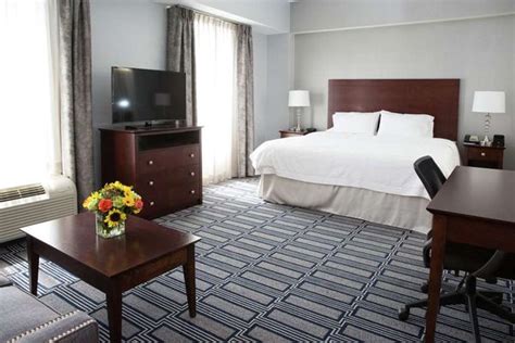 HAMPTON INN & SUITES PROVIDENCE DOWNTOWN - 116 Photos & 80 Reviews - 58 Weybosset St, Providence ...